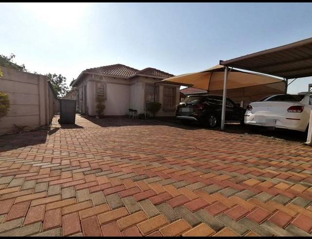 3 BEDROOM HOUSE FOR SALE IN ANDEON